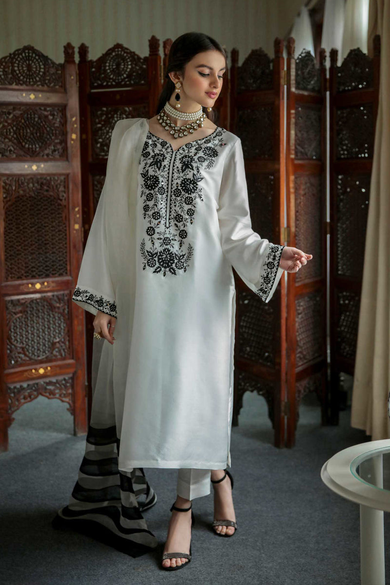 Eid Edit - White – Zona Shaham